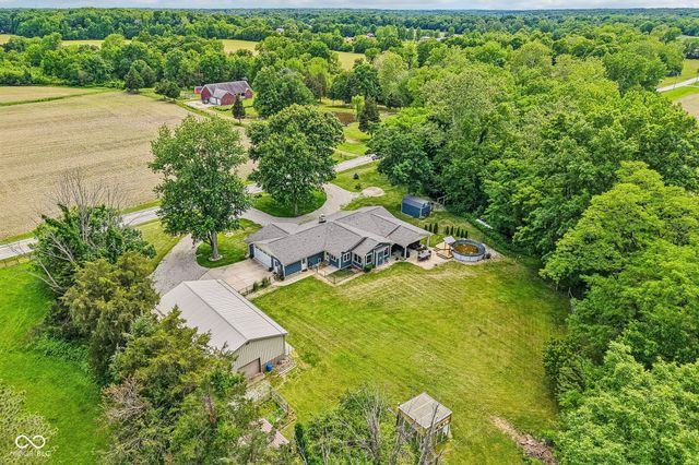 6820 W Rd 150 N, Bargersville, IN 46106