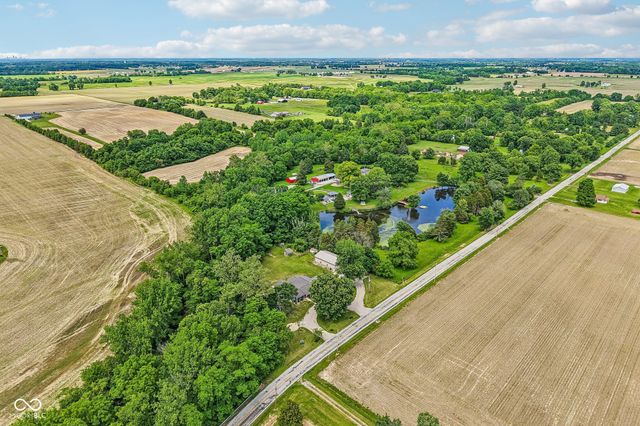 6820 W Rd 150 N, Bargersville, IN 46106