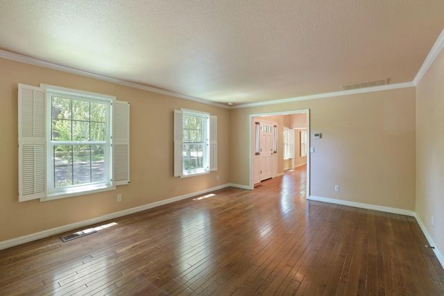 2505 Raleigh Ct, Turlock, CA 95382