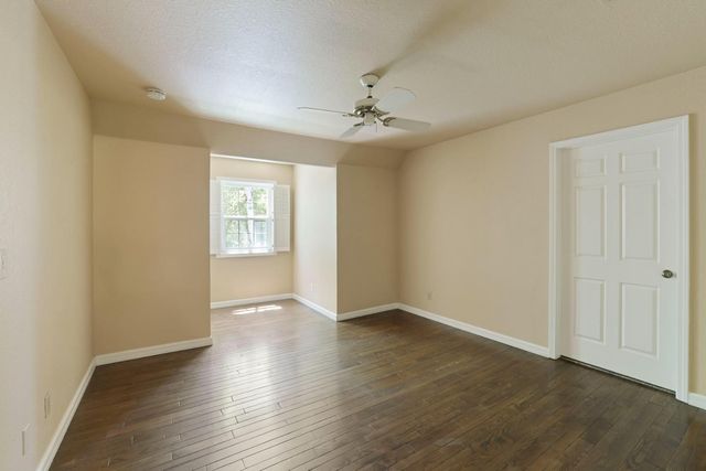 2505 Raleigh Ct, Turlock, CA 95382
