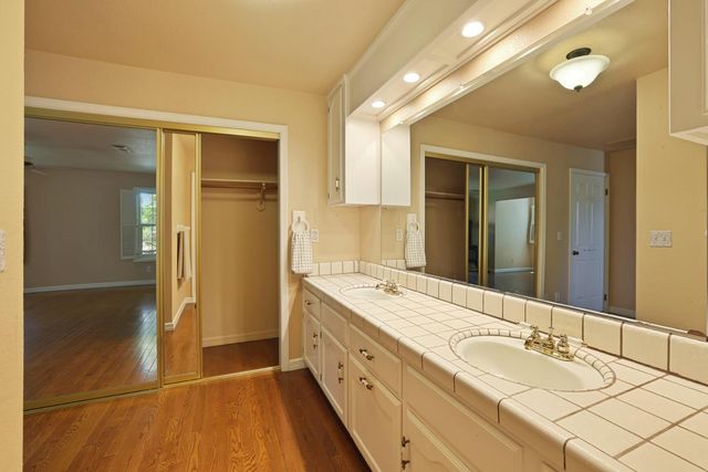 2505 Raleigh Ct, Turlock, CA 95382