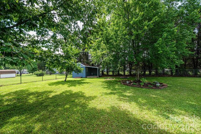 495 Drumstand Road, Stony Point, NC 28678