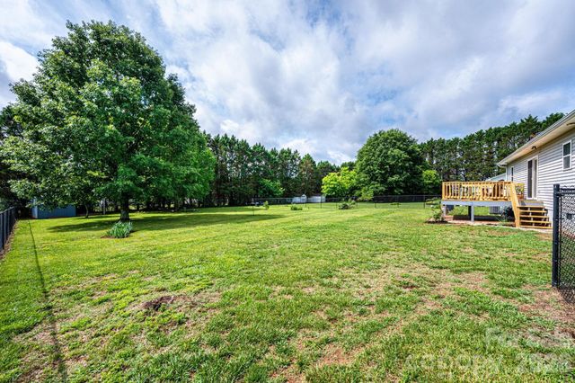 495 Drumstand Road, Stony Point, NC 28678