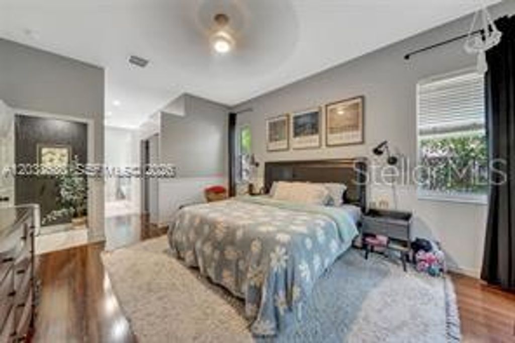 Image 20 of property listing at 1531 SW 194TH TERRACE, Pembroke Pines, FL 33029