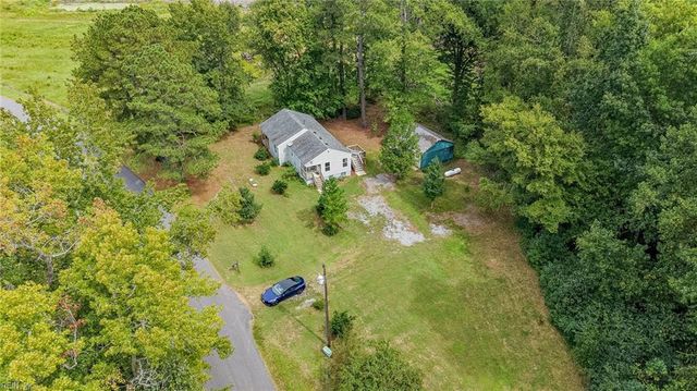 400 Pioneer RD, Suffolk, VA 23437