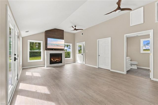 400 Pioneer RD, Suffolk, VA 23437