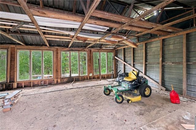 400 Pioneer RD, Suffolk, VA 23437