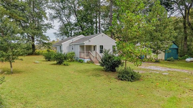 400 Pioneer RD, Suffolk, VA 23437