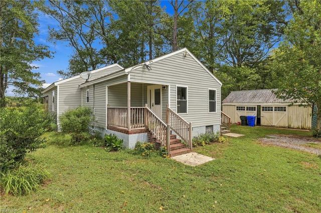400 Pioneer RD, Suffolk, VA 23437