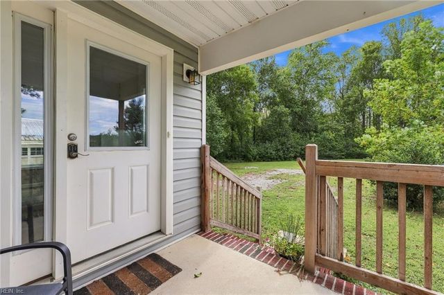 400 Pioneer RD, Suffolk, VA 23437