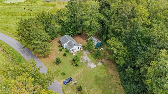 400 Pioneer RD, Suffolk, VA 23437