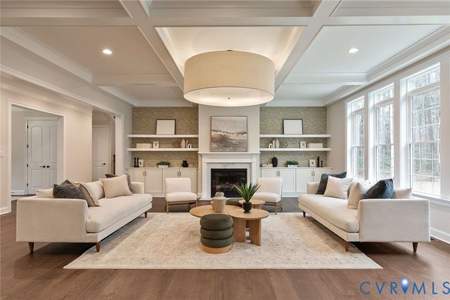 449 River Notch Dr, Goochland, VA 23238