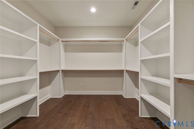 449 River Notch Dr, Goochland, VA 23238