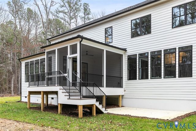 449 River Notch Dr, Goochland, VA 23238