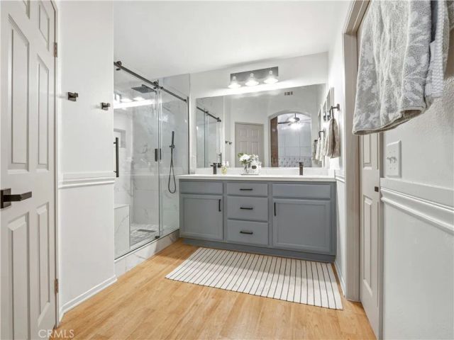 24842 Noelle, Newhall, CA 91321
