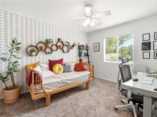 24842 Noelle, Newhall, CA 91321