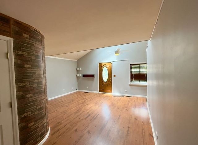 24633 W Passavant Avenue, Round Lake, IL 60073