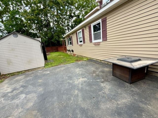 24633 W Passavant Avenue, Round Lake, IL 60073