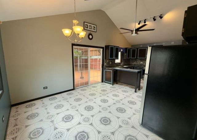 24633 W Passavant Avenue, Round Lake, IL 60073