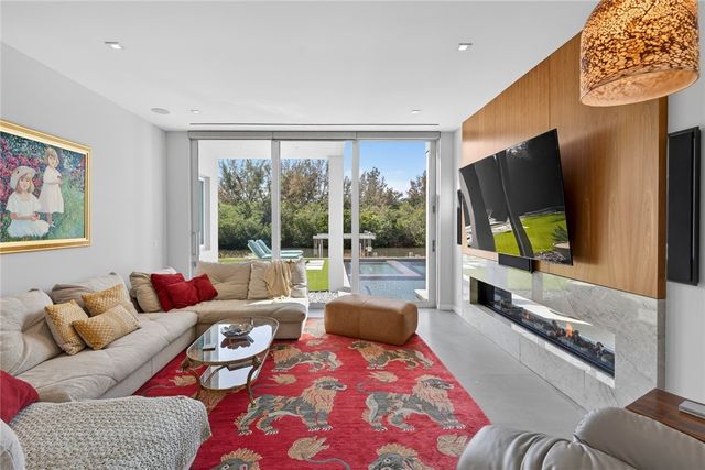 4561 Pebble Bay S, Vero Beach, FL 32963