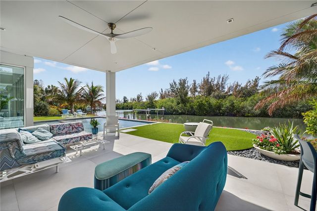 4561 Pebble Bay S, Vero Beach, FL 32963