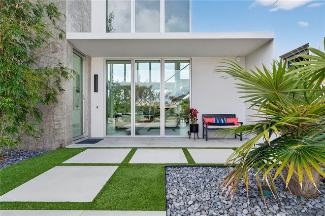 4561 Pebble Bay S, Vero Beach, FL 32963