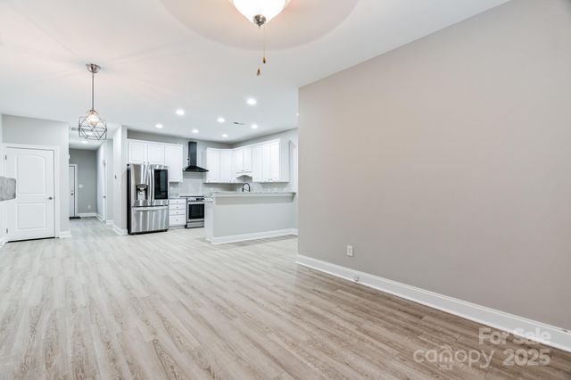 111 Sherman Oaks Lane, Mooresville, NC 28115