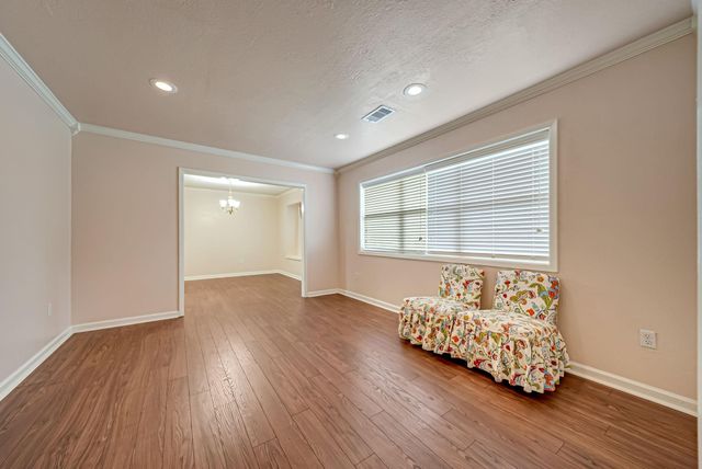 2508 Esther Avenue E, Pasadena, TX 77502
