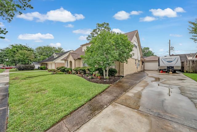 2508 Esther Avenue E, Pasadena, TX 77502