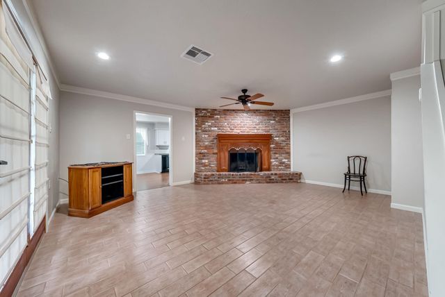 2508 Esther Avenue E, Pasadena, TX 77502