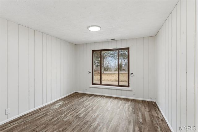 6210 Antire Road, High Ridge, MO 63049