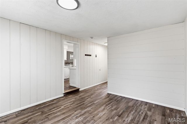 6210 Antire Road, High Ridge, MO 63049