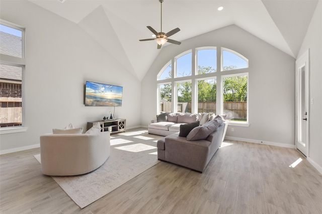 5107 Shimmering Brook Lane, Fulshear, TX 77441