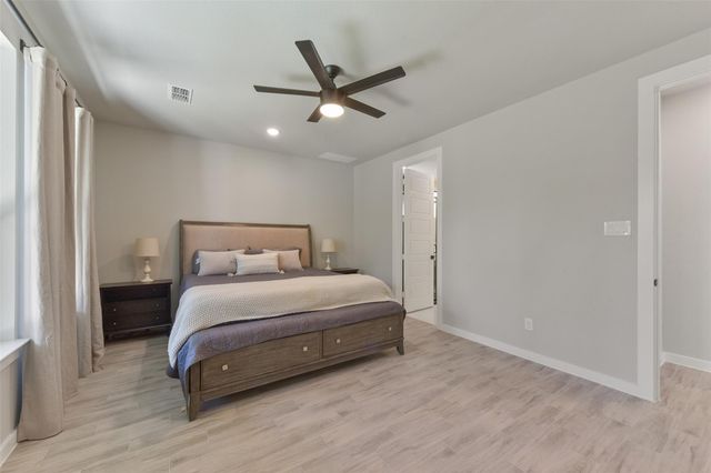 5107 Shimmering Brook Lane, Fulshear, TX 77441