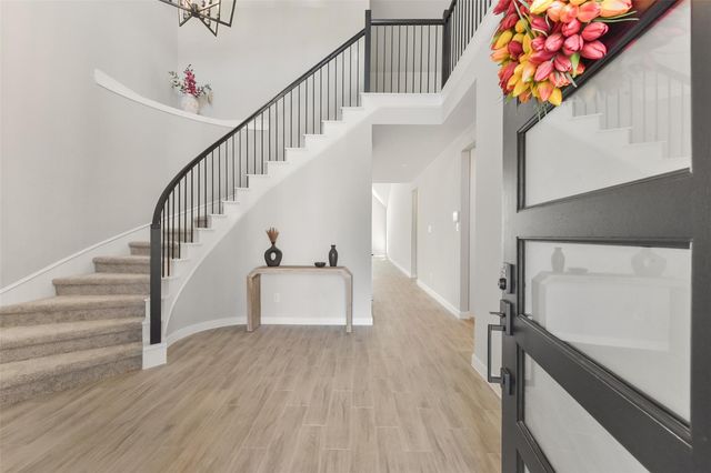 5107 Shimmering Brook Lane, Fulshear, TX 77441