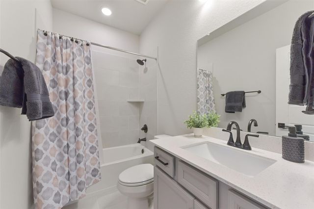 5107 Shimmering Brook Lane, Fulshear, TX 77441