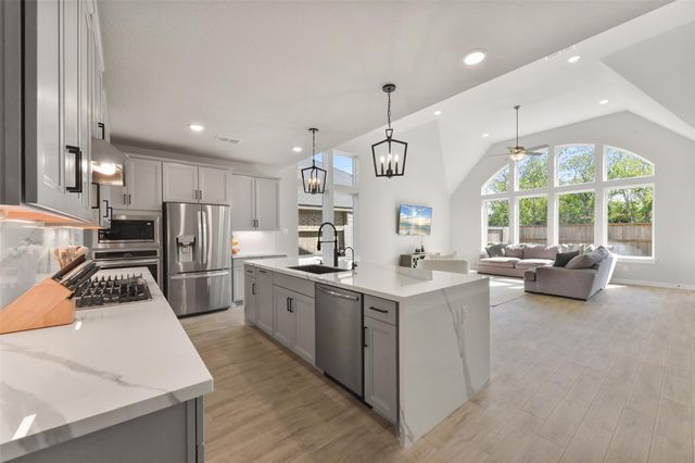 5107 Shimmering Brook Lane, Fulshear, TX 77441