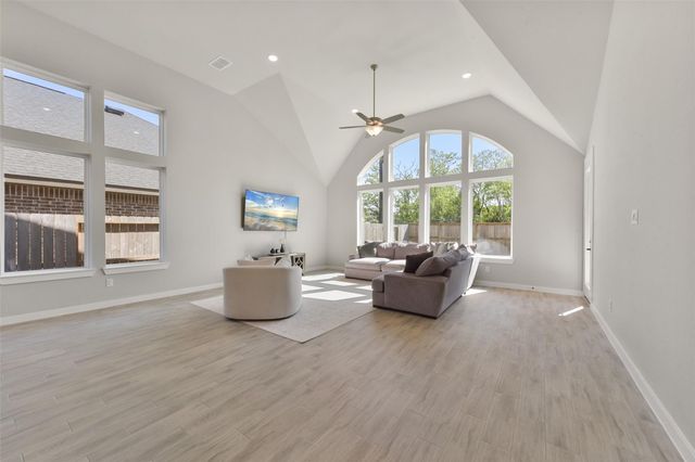 5107 Shimmering Brook Lane, Fulshear, TX 77441