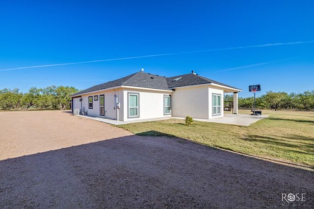 9535 Iron Spoke Trail, Carlsbad, TX 76934