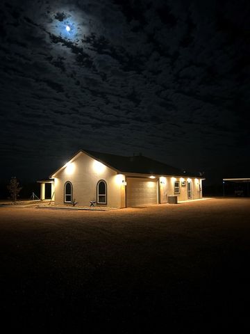 9535 Iron Spoke Trail, Carlsbad, TX 76934