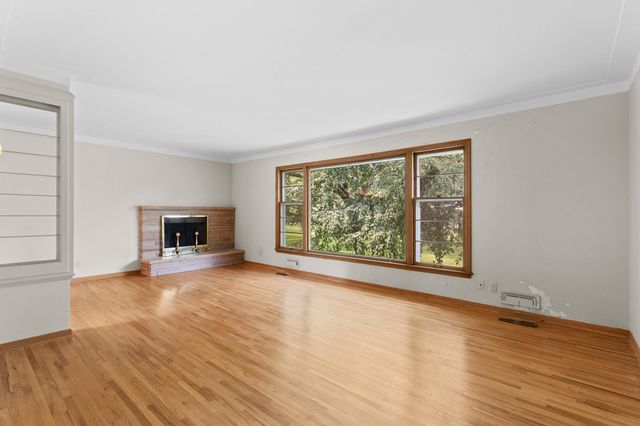 5308 Forslin Drive, Edina, MN 55436