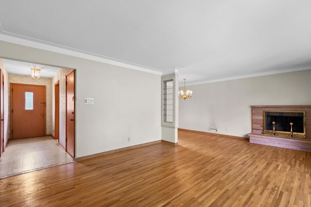 5308 Forslin Drive, Edina, MN 55436
