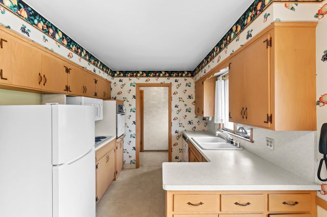 5308 Forslin Drive, Edina, MN 55436