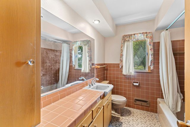 5308 Forslin Drive, Edina, MN 55436