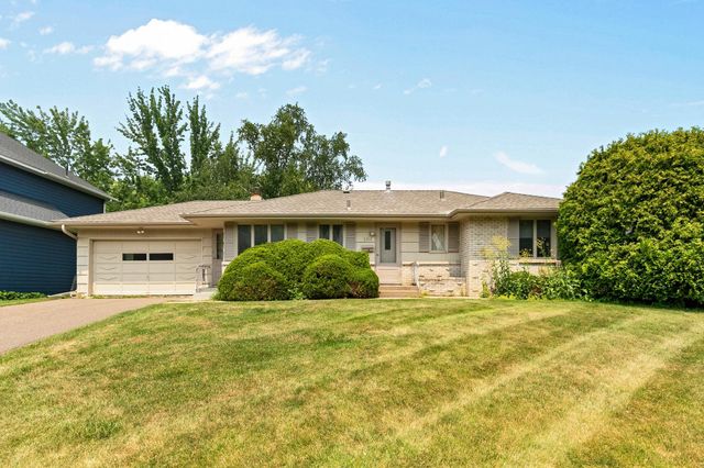 5308 Forslin Drive, Edina, MN 55436