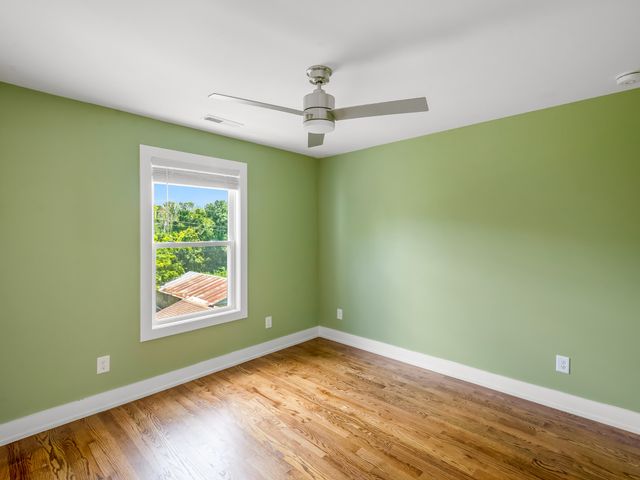 2116 Courtney Ave, Nashville, TN 37218