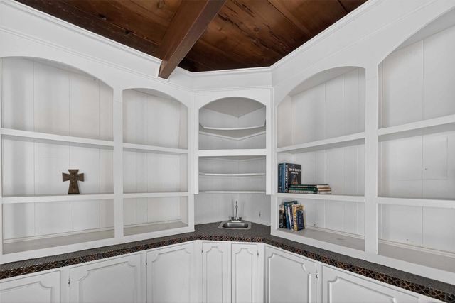 520 Hideaway Lane E, Hideaway, TX 75771