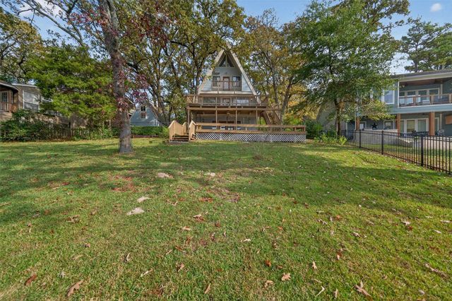 520 Hideaway Lane E, Hideaway, TX 75771