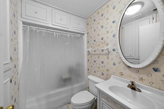 520 Hideaway Lane E, Hideaway, TX 75771