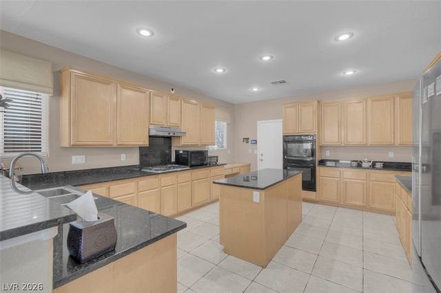 10483 Linnington Court, Las Vegas, NV 89135